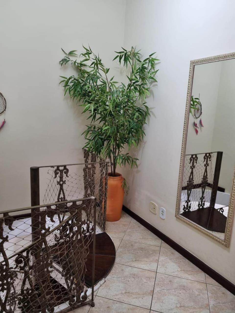 Duplex Em Apartamento *